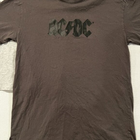 AC/DC Guns‎ N Roses T-Shirts Cotton Gray Mens Medium (2 Shirts) Classic Rock - Picture 6 of 9